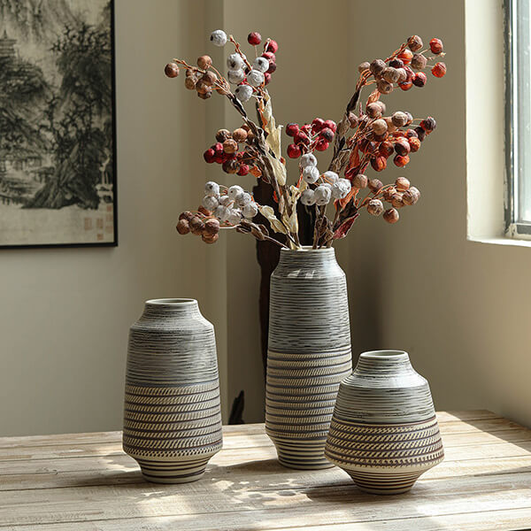 Jarrón de cerámica Earthy Wabi-Sabi: una fusión de estética Wabi